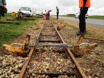Photo albulle/data/photos/Chantiers_Voie/Ailleurs/20140322_Mar_2014_RelevementPithiviers/20140322_RelevementPithiviers_09.jpg